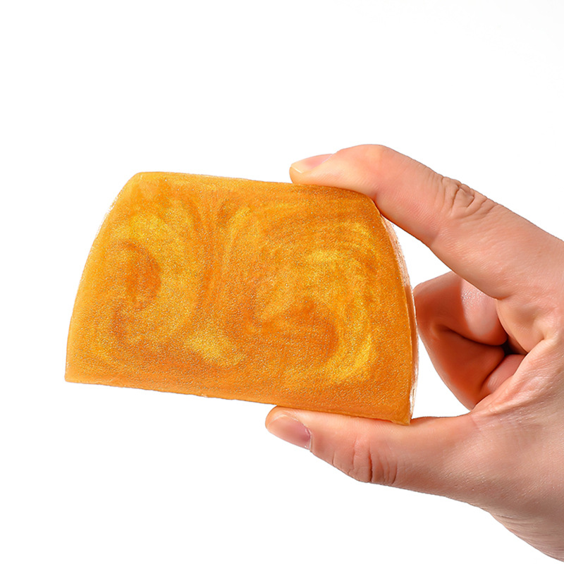 100g Handmade Golden Essential - Castor Oil Soap のレビューと価格