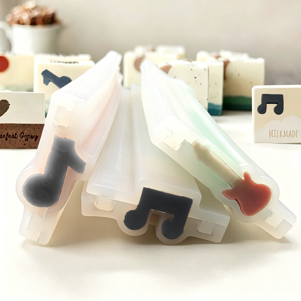 Guitar Violin Tube Soap Mold M - Soap Making Process のレビューと価格