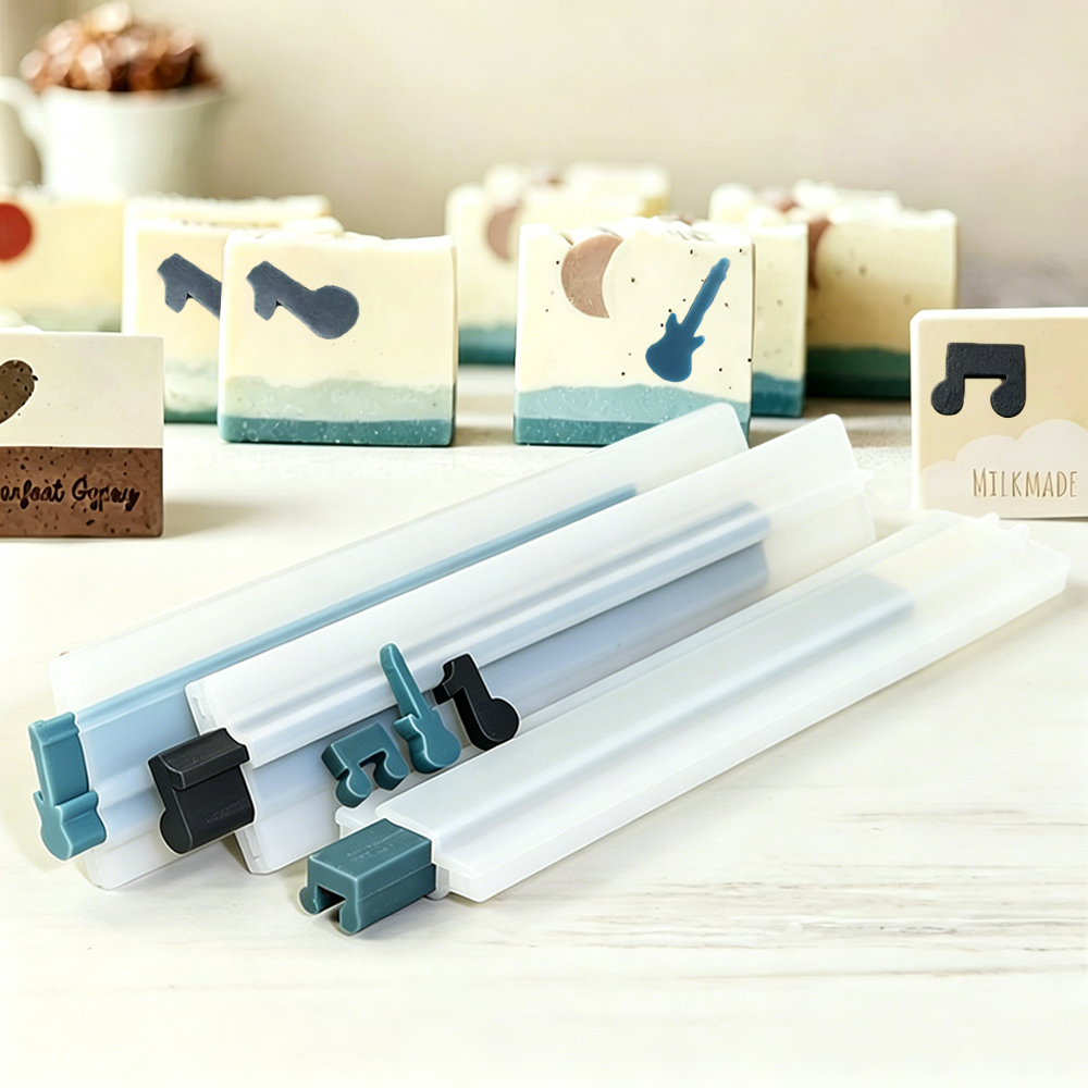 Guitar Violin Tube Soap Mold M - Soap Making Process のレビューと価格